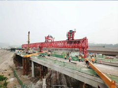 <b>江苏苏州架桥机公司讲解如何防止架桥机损坏</b>