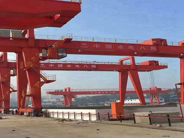 广东惠州龙门吊厂家50吨门式起重机出租